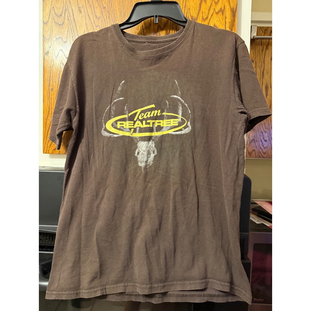 Team Realtree Graphic T-Shirt Mens Brown Short Sleeve Deer Skull Hunting Tee